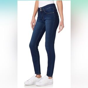 WallFlower Women's Ultra Skinny Mid-Rise Insta Soft